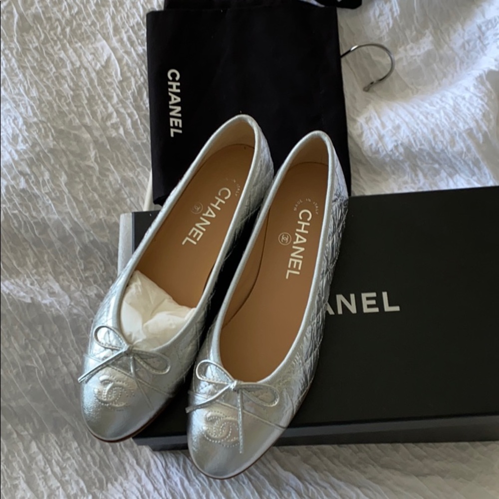 Chanel flats